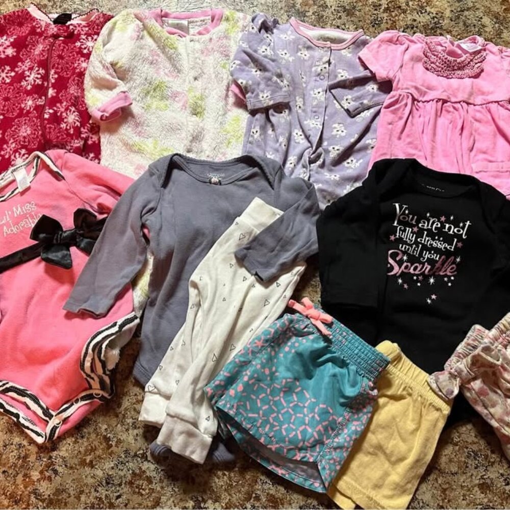 Bundle of 11 girls 3months and 3-6 month lot